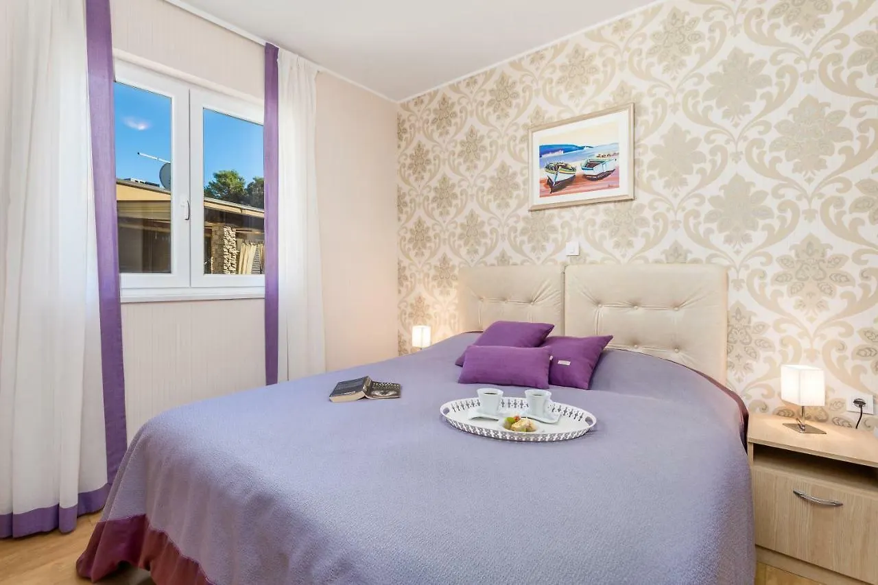 Appartamento Lando Resort Kampor